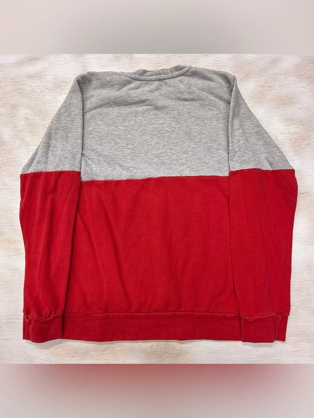 The North Face Gray Crewneck Sweatshirt with Black Neck Trim Boy’s Large